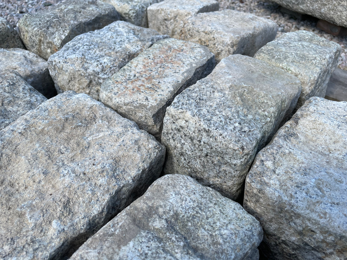 Granite Cobbles / Setts