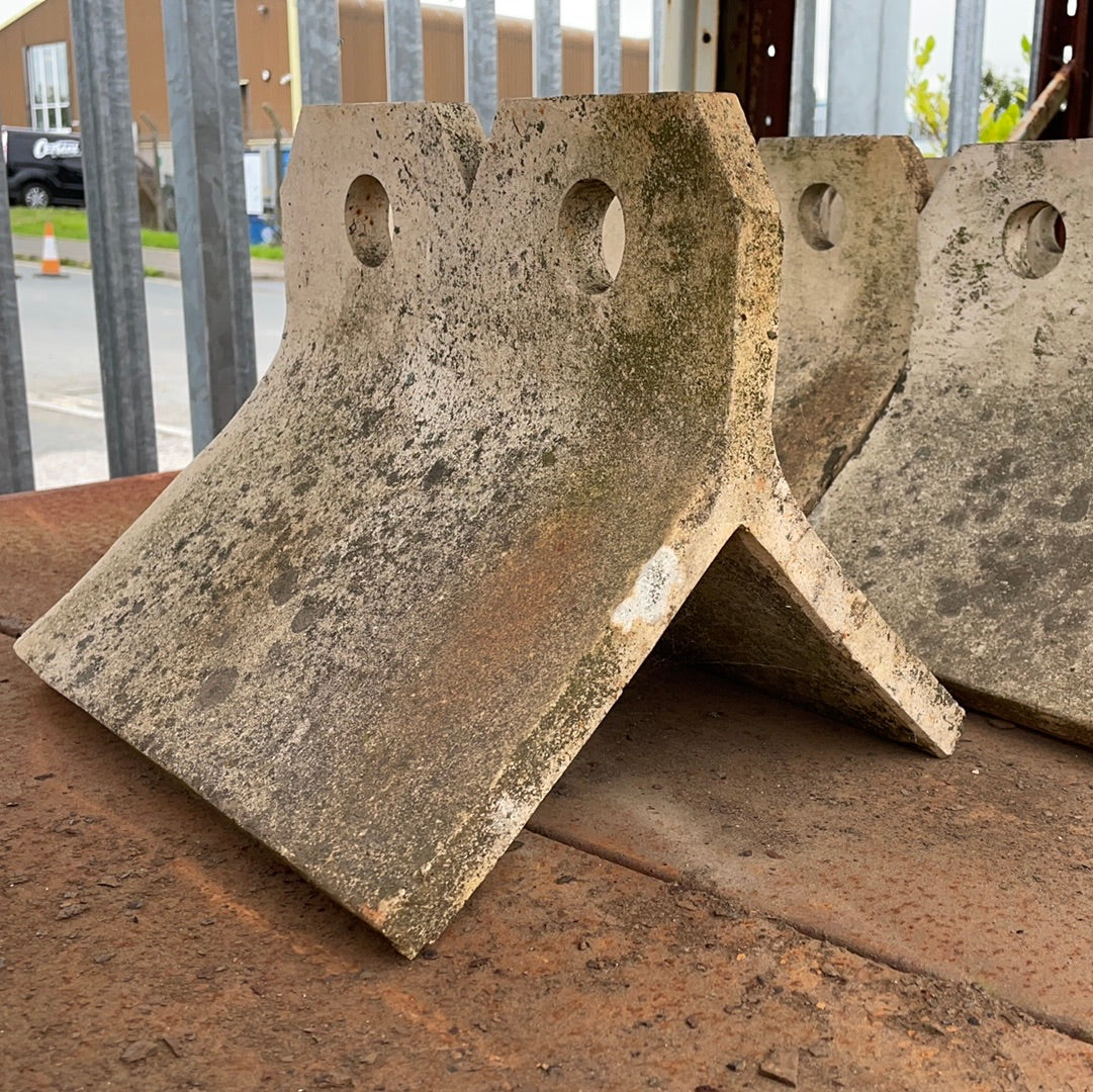 Ornate Ridge Tile Ornate Ridge Tiles - Stax Reclamation